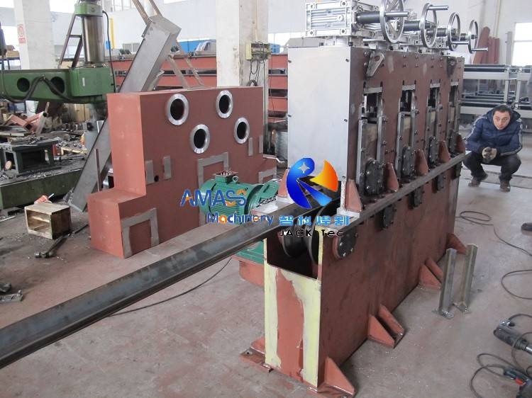 Fig1 Angle Steel Straightening Machine 15